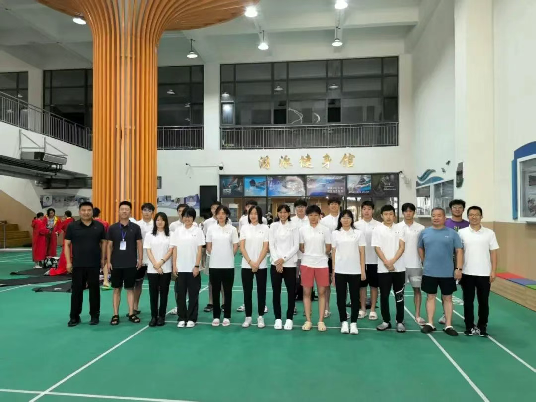 大学城实验高中泳将闪耀省运会 夺首金助团体佳绩